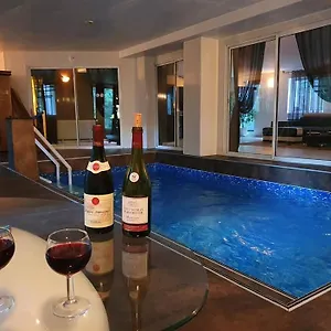 au-bois-de-massier-chambre-dhotes.hotels-rhonealpes.com/